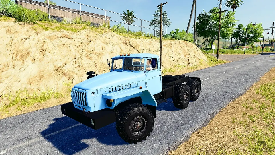 Грузовик Ural 4320 и Nefaz 9334-20-16 v 1.0
