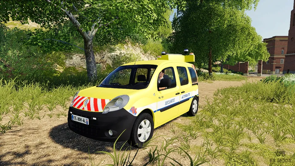 Автомобиль Renault Kangoo II Ego v 1.0