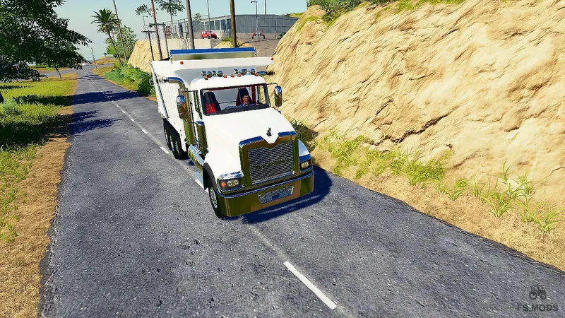 Грузовик Mack Titan Dump Truck v 1.0.0.2