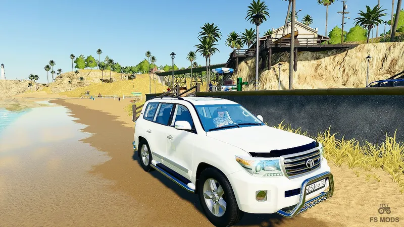 Автомобиль 2013 Toyota Land Cruiser 200 V8 v 2.0