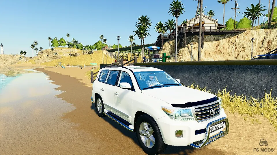 Автомобиль 2013 Toyota Land Cruiser 200 V8 v 2.0