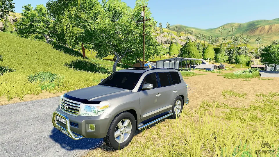 Автомобиль 2013 Toyota Land Cruiser 200 V8 v 3.0